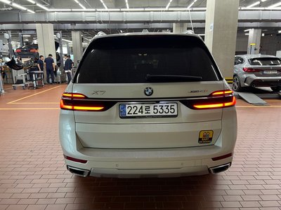 صورة 3 لـ 2023 BMW X7