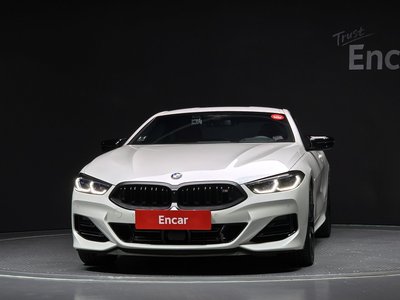 BMW 8 SERIES - 2