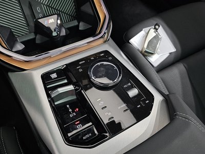 2026 BMW X3 thumbnail 12