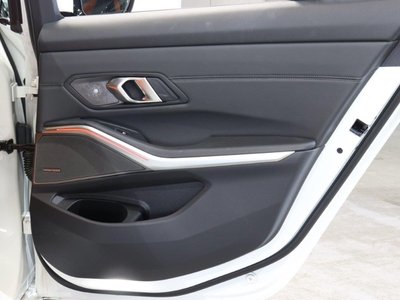 صورة مصغرة 56 لـ 2024 BMW M3 SEDAN