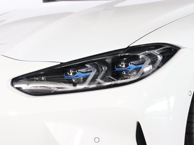 صورة 6 لـ 2024 BMW M3 SEDAN