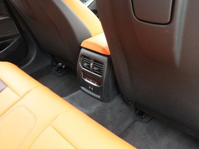 صورة مصغرة 59 لـ 2024 BMW M3 SEDAN