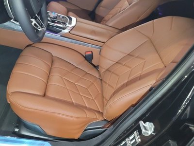 2025 BMW 7 SERIES 照片 4
