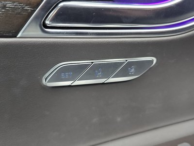 2020 Genesis GV80 thumbnail 30