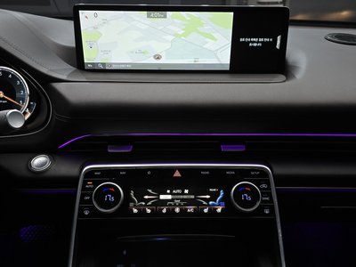 2020 Genesis GV80 thumbnail 18