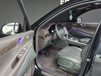 2020 Genesis GV80 thumbnail 13