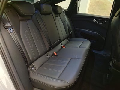 2026 AUDI Q4 SPORTBACK E-TRON — миниатюра 20