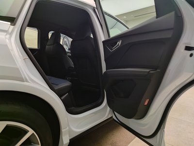 2026 AUDI Q4 SPORTBACK E-TRON — миниатюра 70
