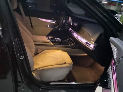 2025 BMW I7 — миниатюра 15
