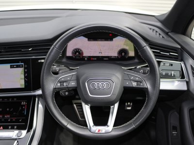 AUDI Q7 - 3