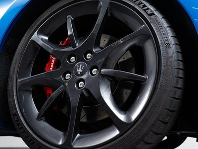 2015 Maserati GRANTURISMO photo 4