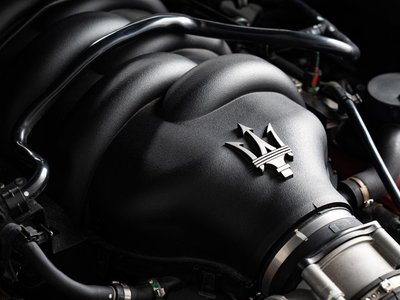 2015 Maserati GRANTURISMO 缩略图 24