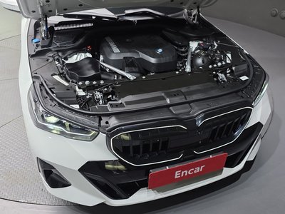 BMW 5 SERIES - 7