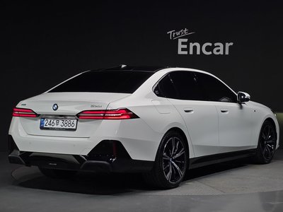 BMW 5 SERIES - 3