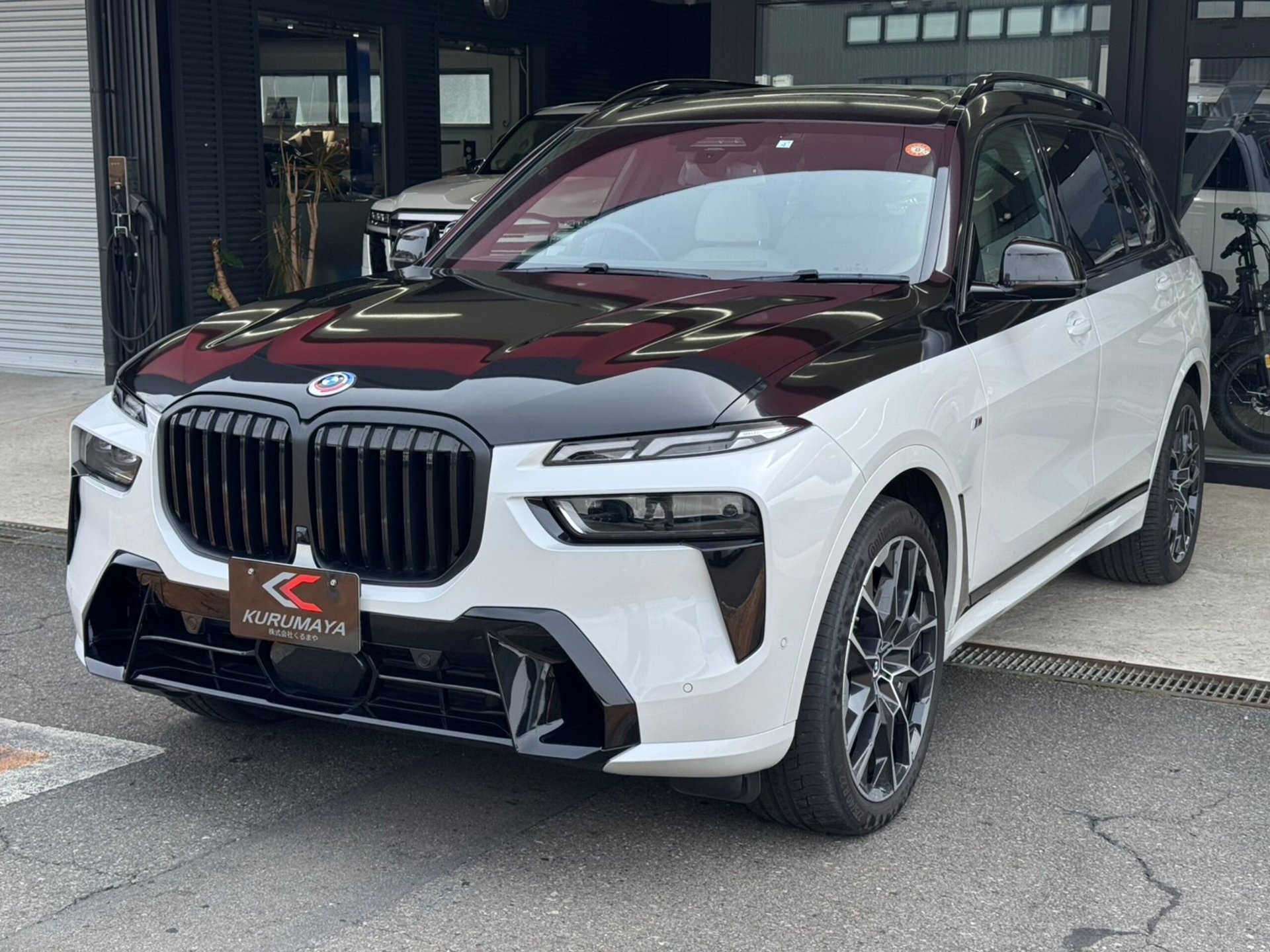 BMW X7 - View 1
