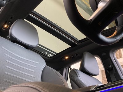 MERCEDES-BENZ GLC - 9