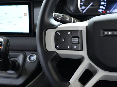 2022 LAND Rover DEFENDER thumbnail 34