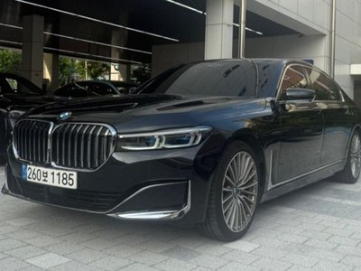 BMW 7 SERIES - 2