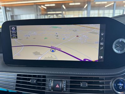 2021 Lexus LS thumbnail 12