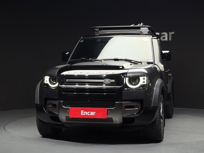 LAND ROVER DEFENDER - 2