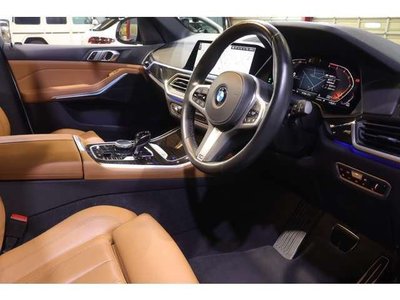 صورة 7 لـ 2019 BMW X5