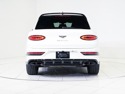 BENTLEY BENTAYGA - 3