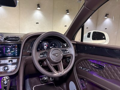 صورة مصغرة 36 لـ 2022 Bentley BENTAYGA