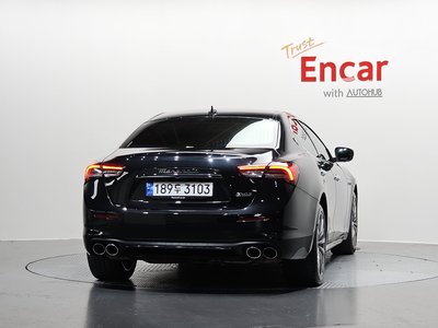 MASERATI GHIBLI - 3