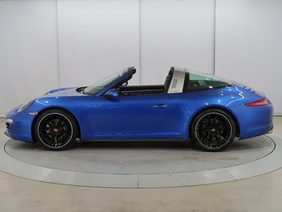صورة 10 لـ 2015 Porsche 911