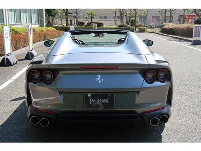 صورة مصغرة 13 لـ 2020 Ferrari 812 GTS