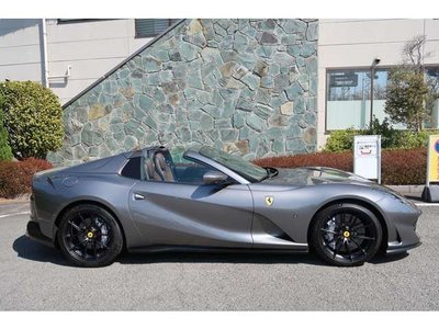 صورة مصغرة 11 لـ 2020 Ferrari 812 GTS