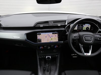 AUDI Q3 SPORTBACK - 2