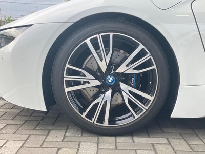 BMW I8 - 6