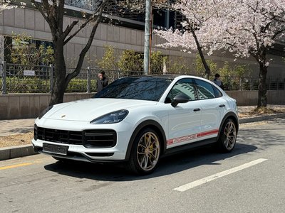 PORSCHE CAYENNE - 1