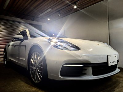 PORSCHE PANAMERA - 7