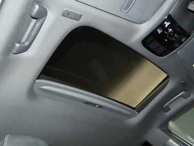 صورة 3 لـ 2023 Lexus RX