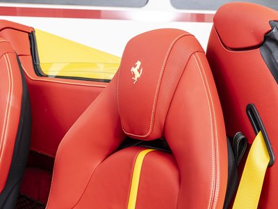 صورة 17 لـ 2020 Ferrari F8 SPIDER