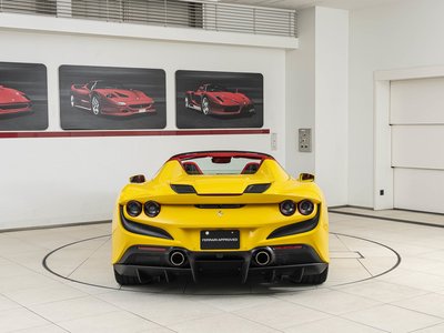 صورة 11 لـ 2020 Ferrari F8 SPIDER