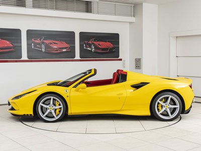 FERRARI F8 SPIDER - 6