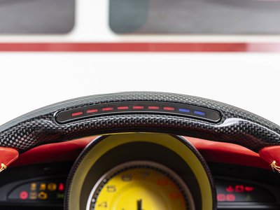 صورة 26 لـ 2020 Ferrari F8 SPIDER