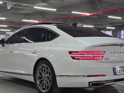 GENESIS G80 (RG3) - 7