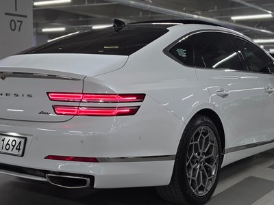 GENESIS G80 (RG3) - 8