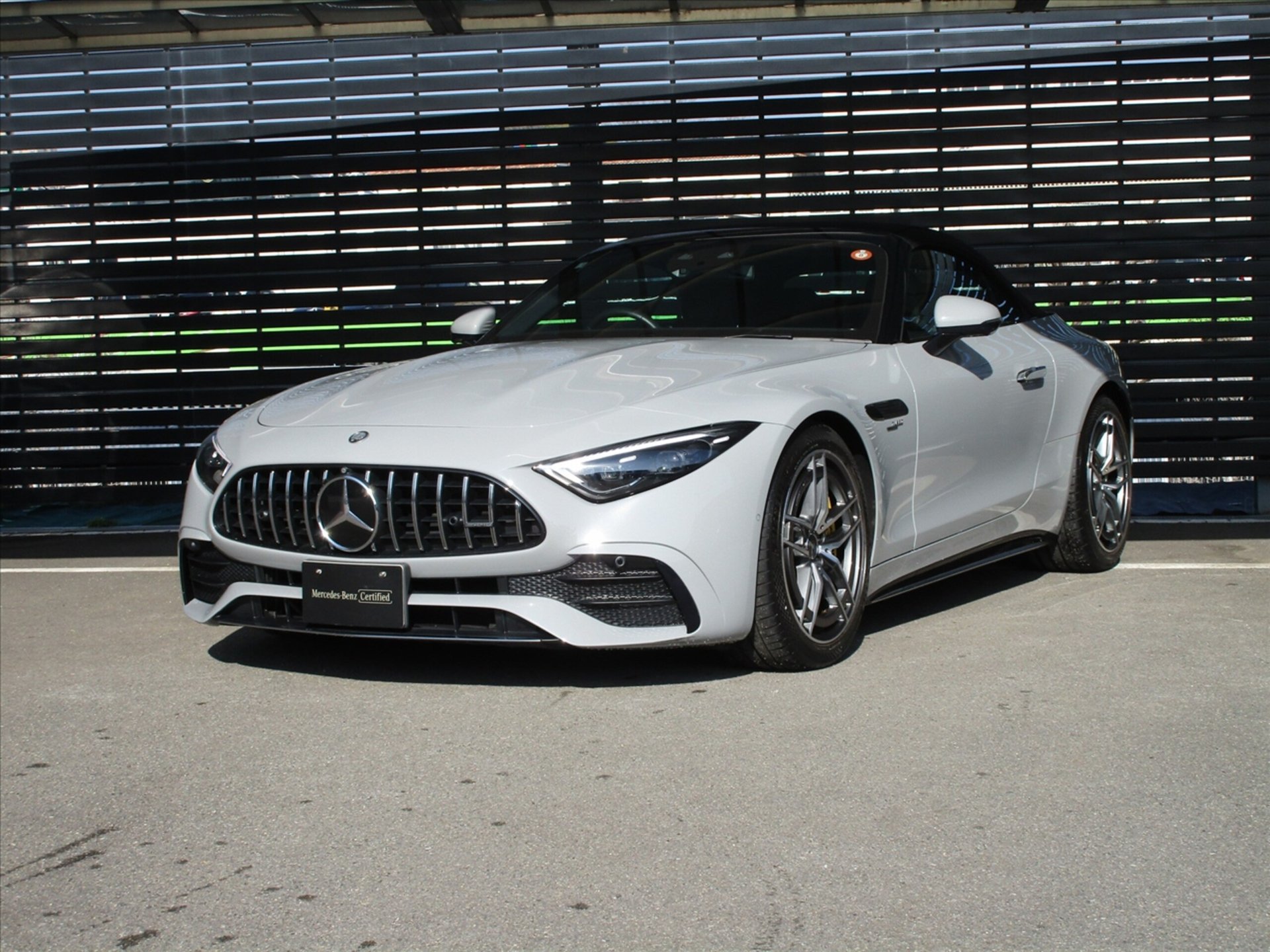 MERCEDES-BENZ SL AMG - View 1