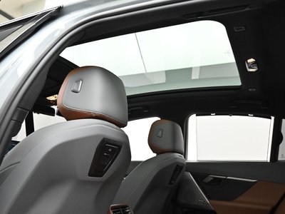 2024 BMW 5 SERIES 缩略图 19