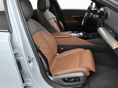 2024 BMW 5 SERIES 缩略图 13