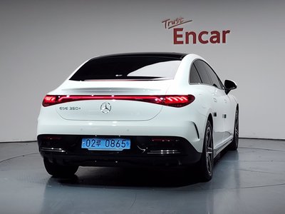 MERCEDES-BENZ EQE - 4
