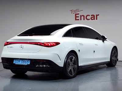 MERCEDES-BENZ EQE - 3