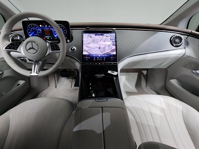 MERCEDES-BENZ EQE - 5