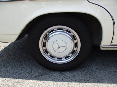 1972 Mercedes-BENZ MEDIUM-CLASS 照片 17