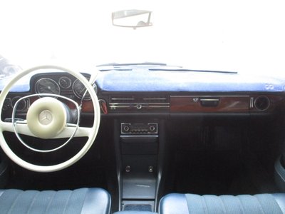 1972 Mercedes-BENZ MEDIUM-CLASS 照片 29